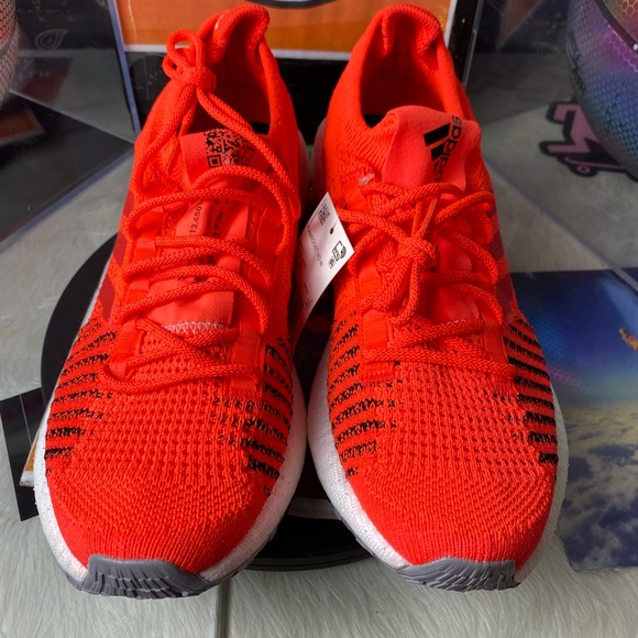 🆕 Adidas PulseBOOST HD - Solar Red - Mens Sizes - Picture 2 of 11